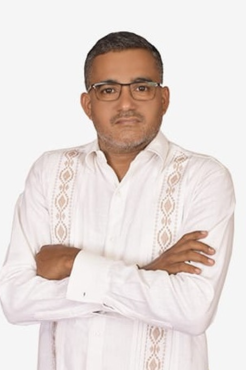 Lic. Cristian Gómez  